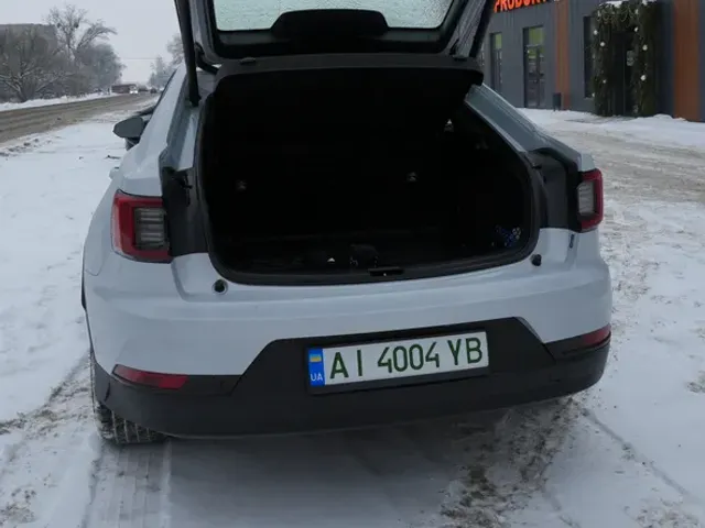 Polestar 2 - фото 5