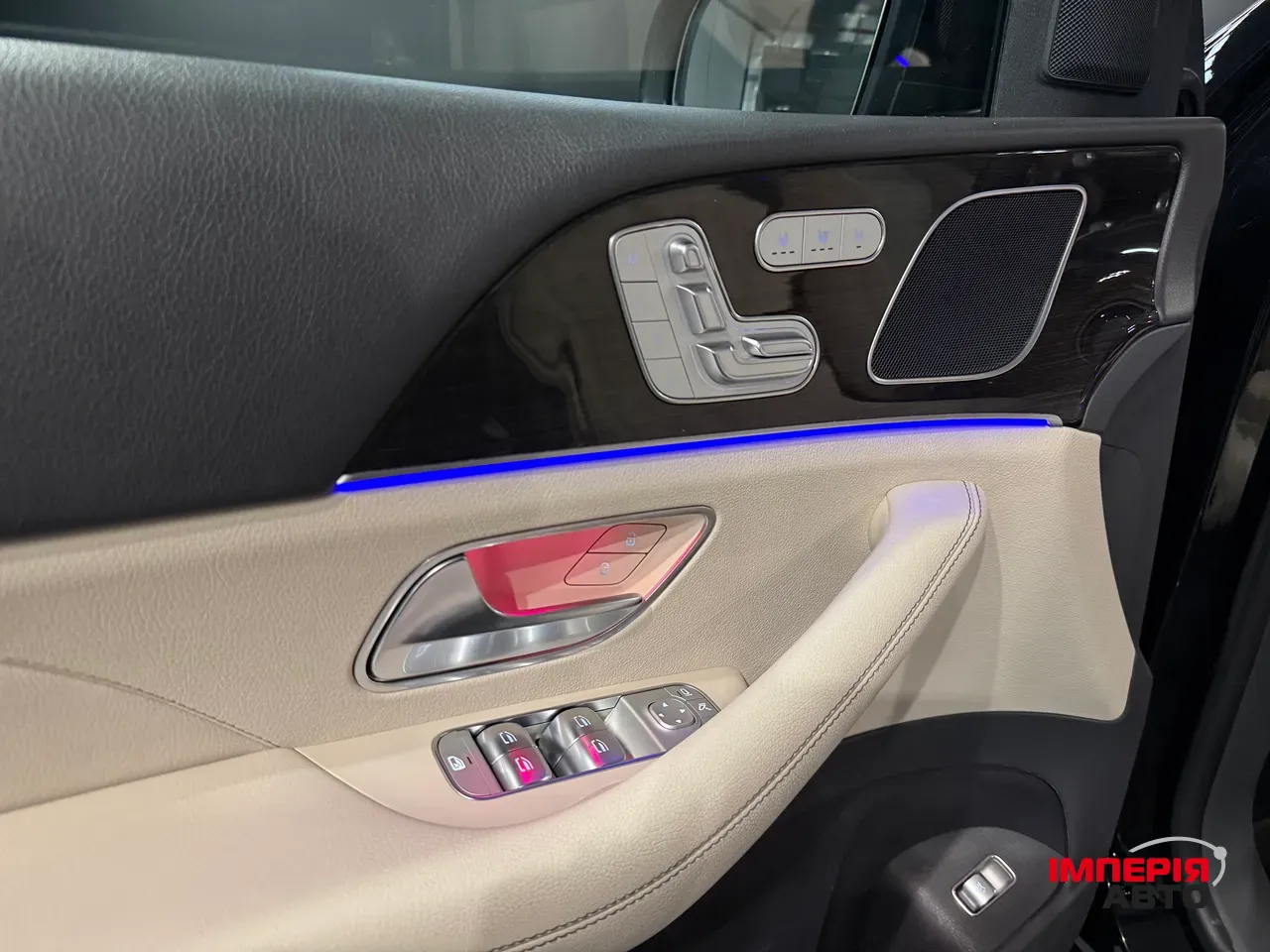 Mercedes-Benz GLE - фото 20