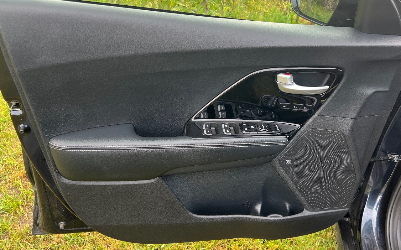 Kia Niro - фото 23