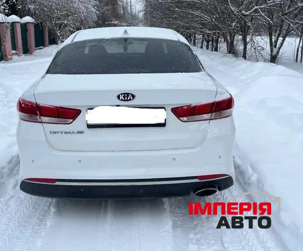 Kia Optima - фото 3