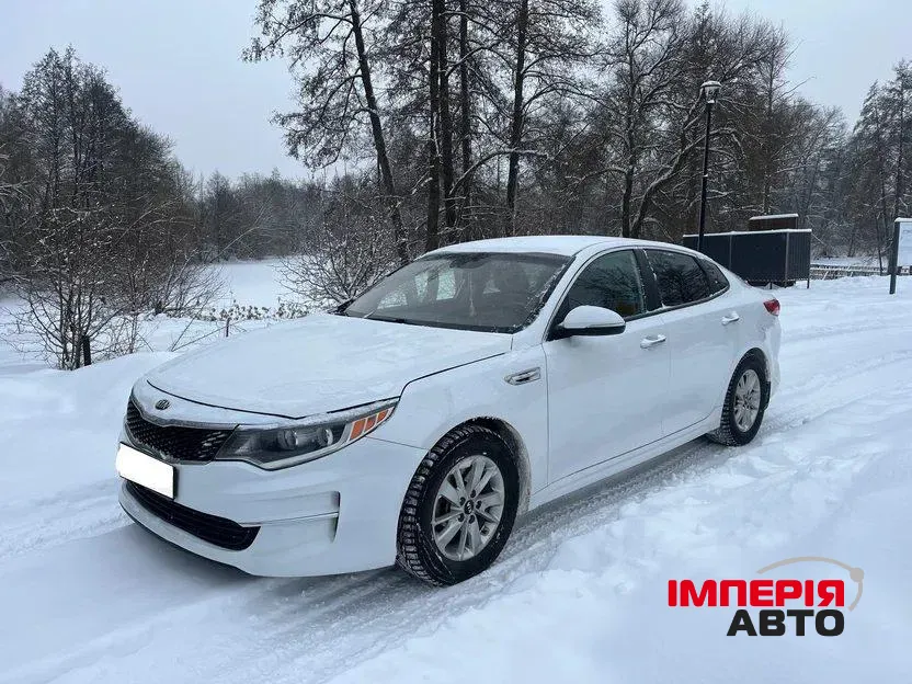 Kia Optima - фото 1