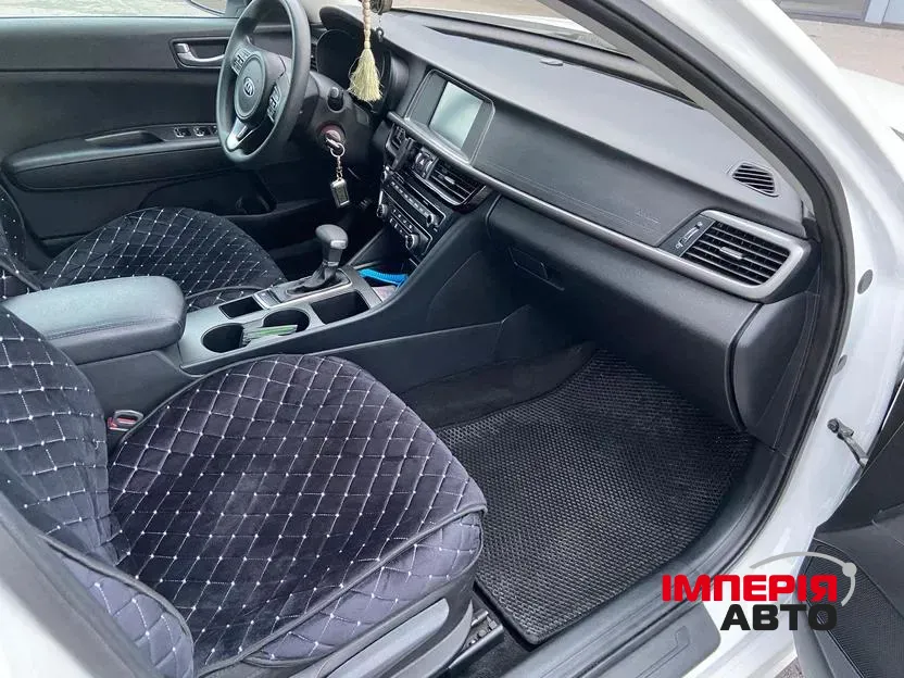 Kia Optima - фото 5