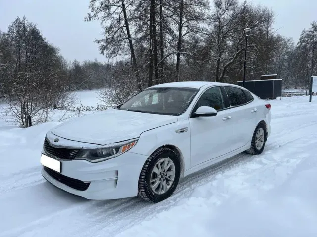 Kia Optima - фото 1
