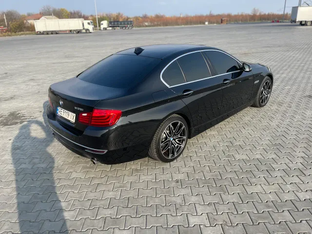 BMW 5 серії - фото 4