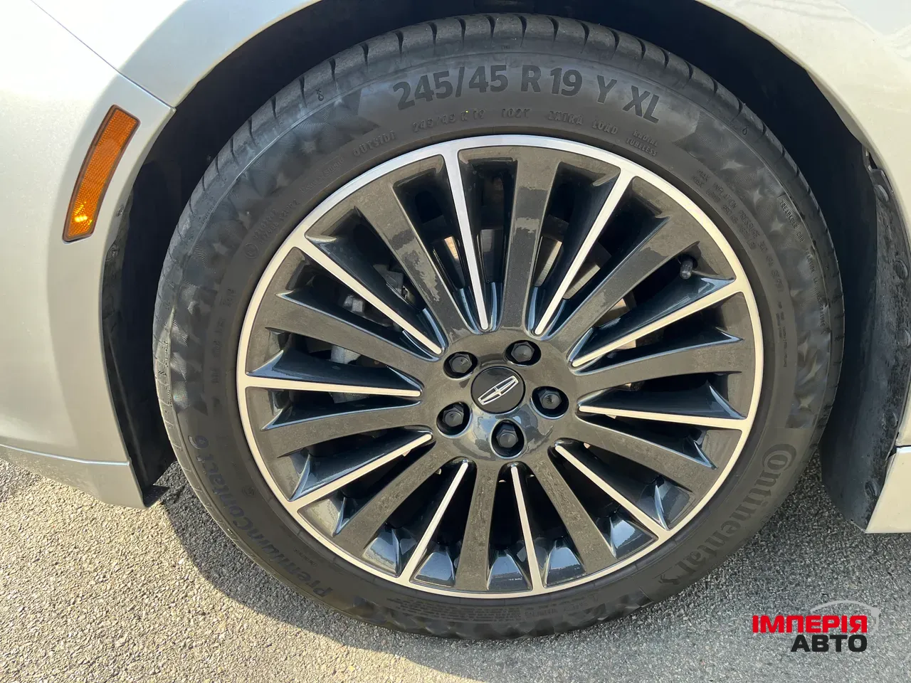 Lincoln MKZ - фото 13