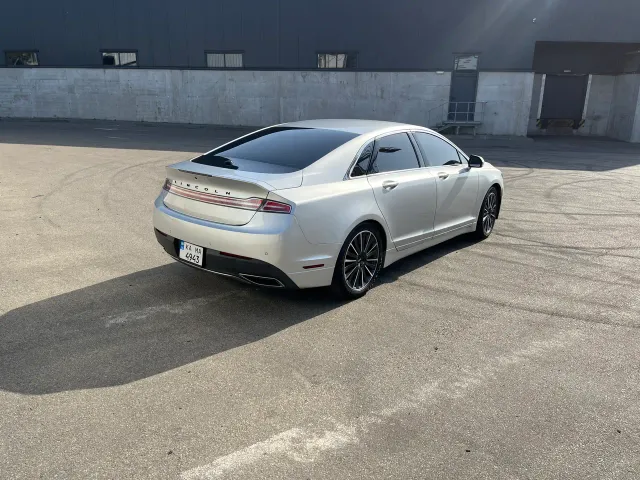 Lincoln MKZ - фото 5