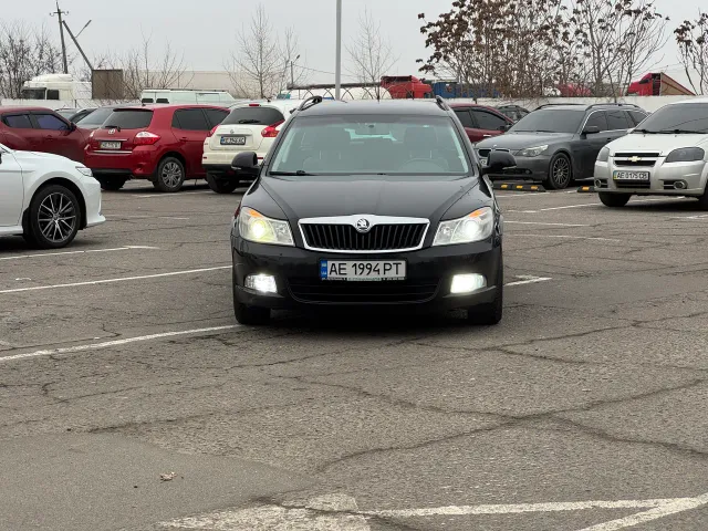 Skoda Octavia - фото 2
