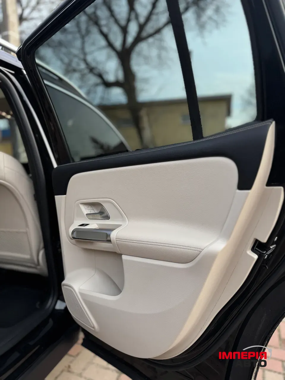 Mercedes-Benz GLB AMG - фото 24