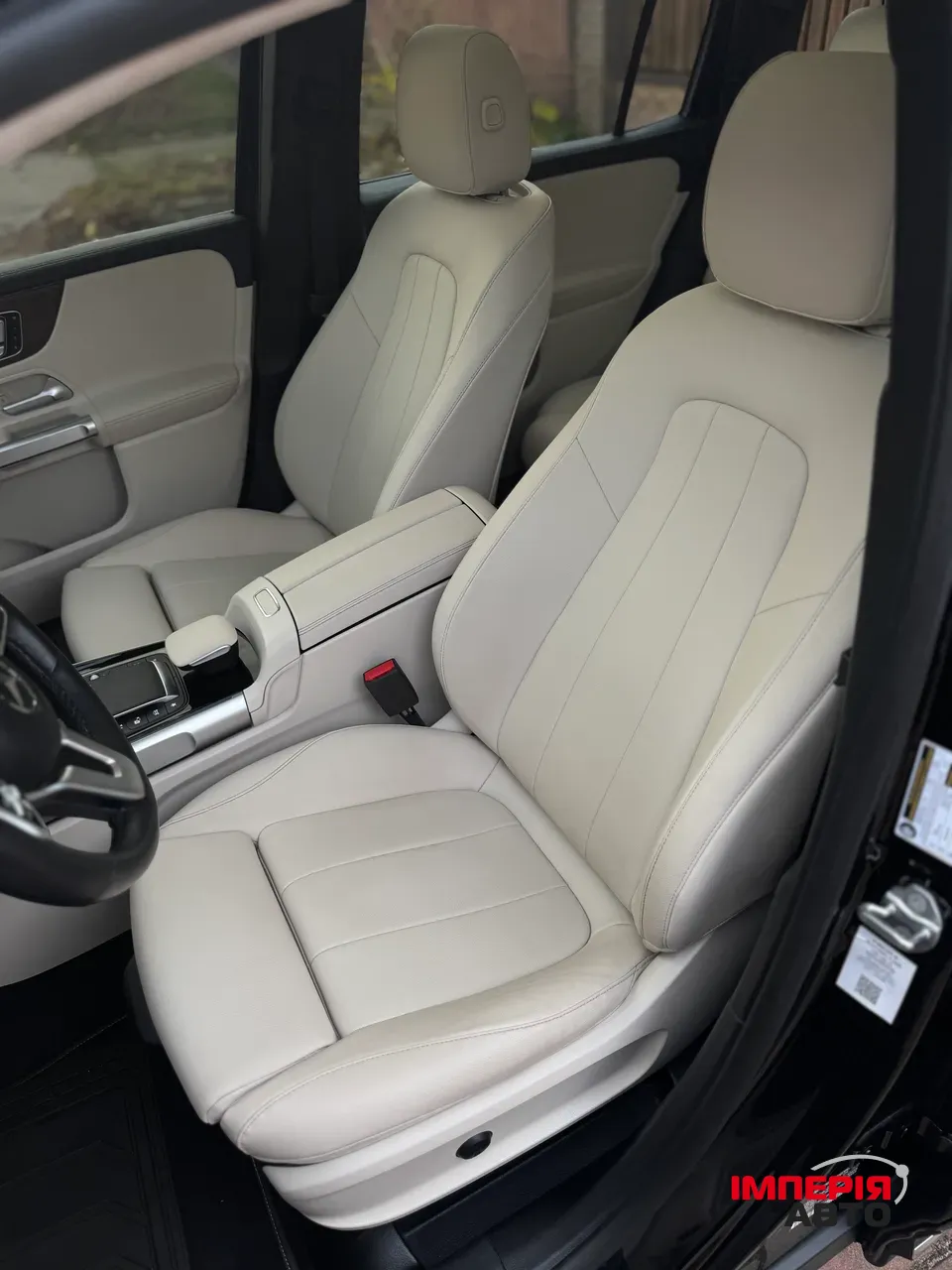 Mercedes-Benz GLB AMG - фото 20