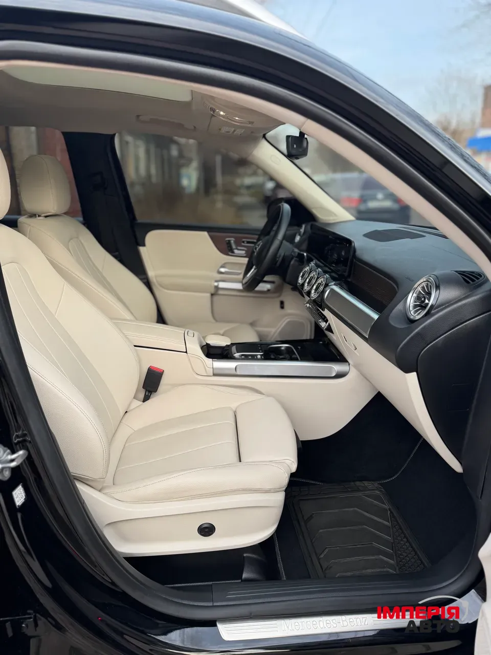 Mercedes-Benz GLB AMG - фото 26