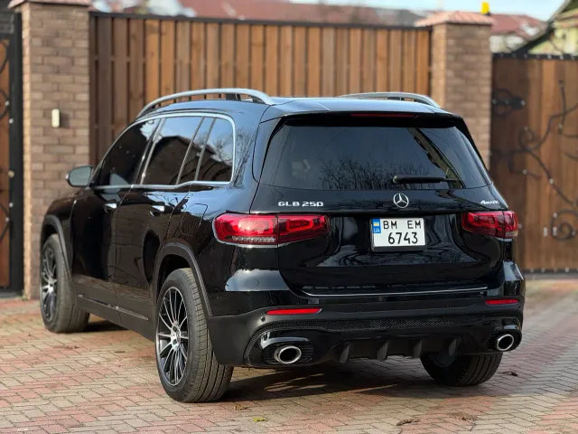 Mercedes-Benz GLB AMG - фото 4