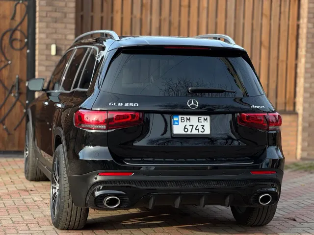 Mercedes-Benz GLB AMG - фото 5