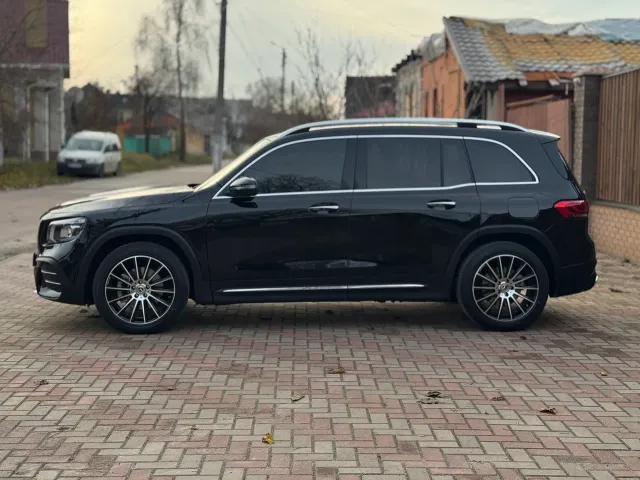 Mercedes-Benz GLB AMG - фото 3