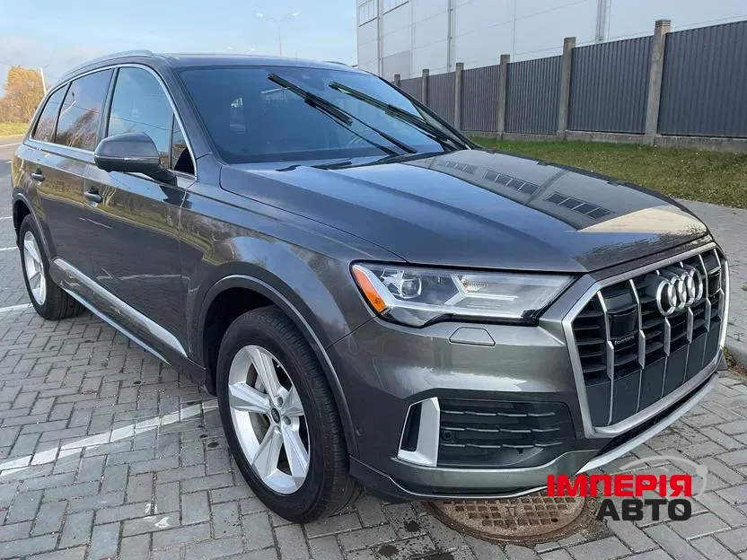 Audi Q7 - фото 4
