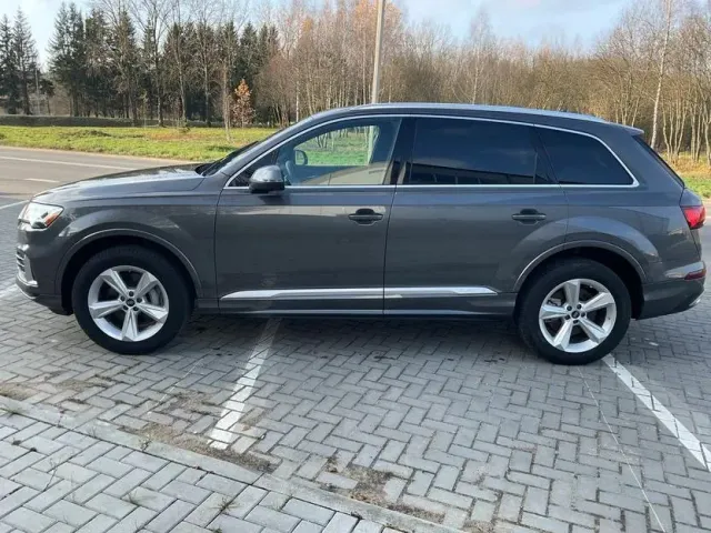 Audi Q7 - фото 3