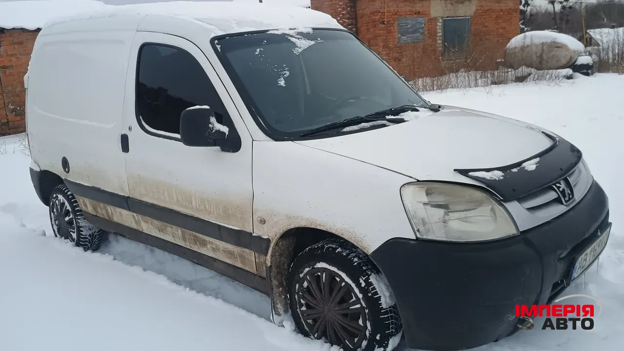 Peugeot Partner - фото 1