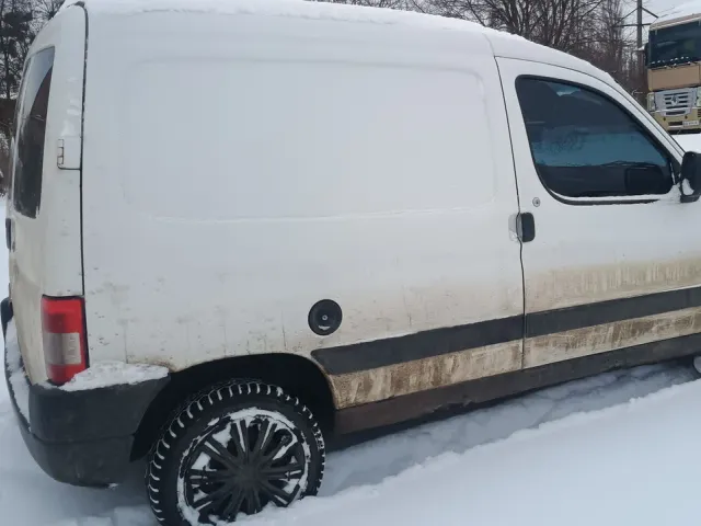 Peugeot Partner - фото 3