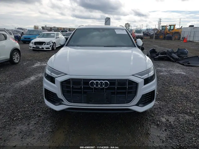 Audi Q8 - фото 3