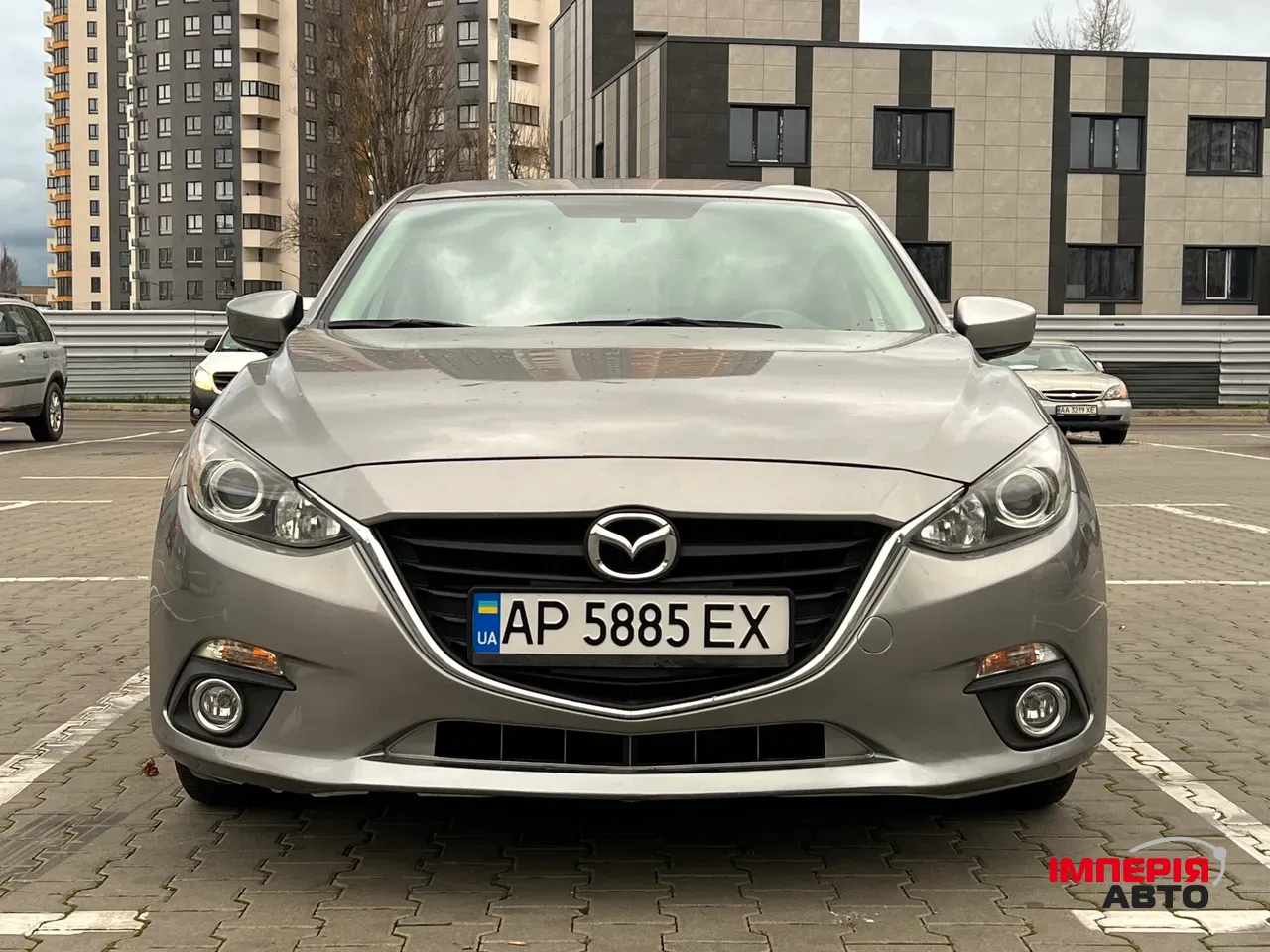 Mazda 3 - фото 5