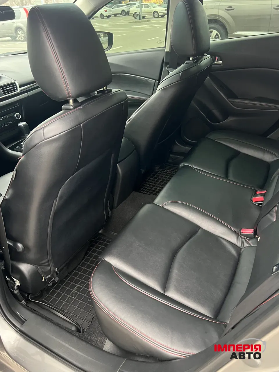 Mazda 3 - фото 14