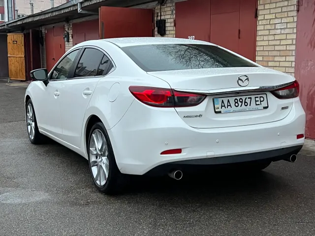 Mazda 6 - фото 4