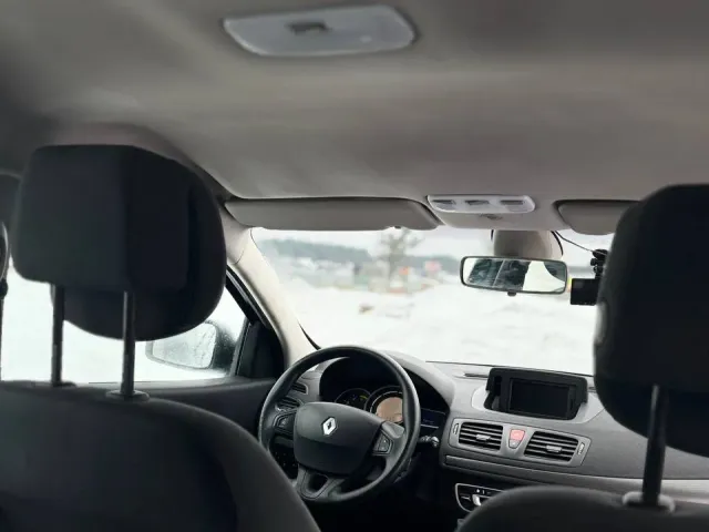Renault Megane - фото 5