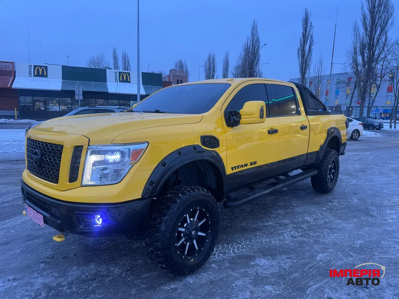 Nissan Titan - фото 6
