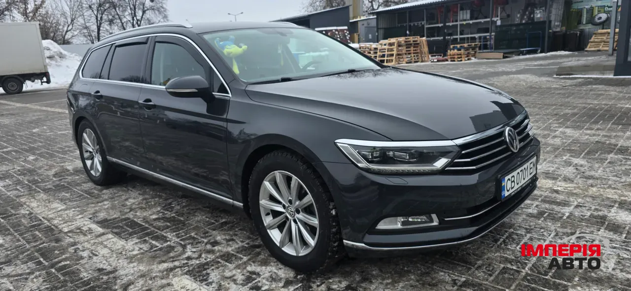 Volkswagen Passat - фото 1