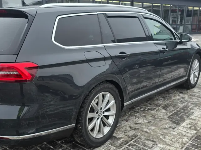Volkswagen Passat - фото 4
