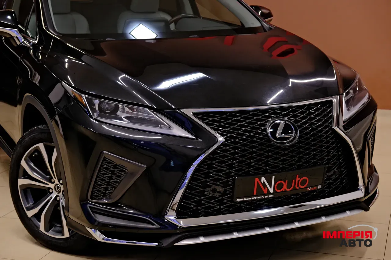 Lexus RX - фото 3