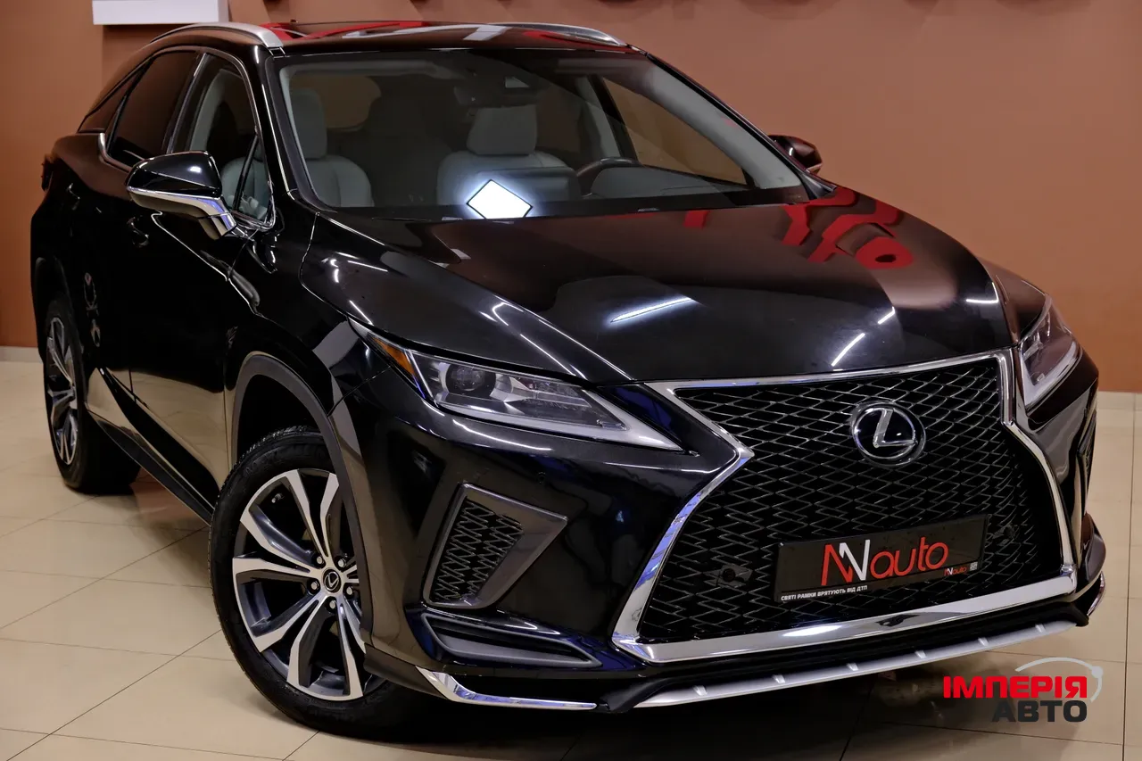 Lexus RX - фото 4