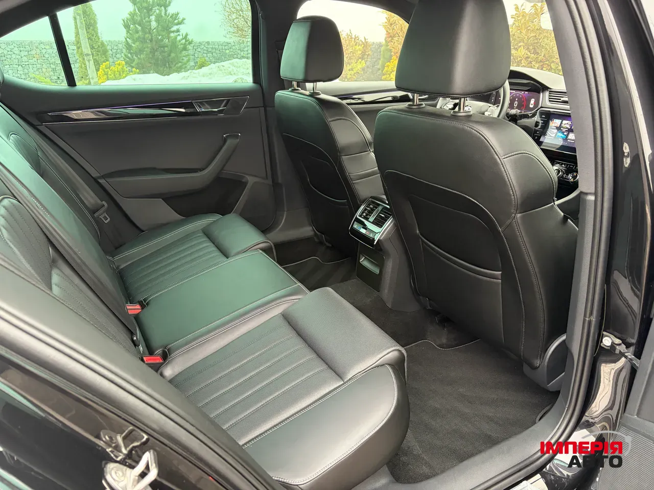 Skoda Superb - фото 31