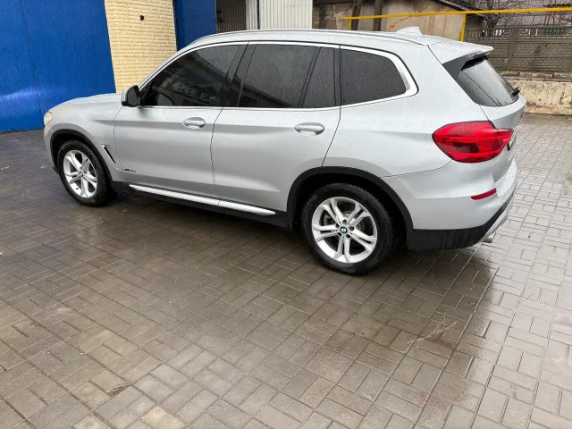 BMW X3 - фото 5