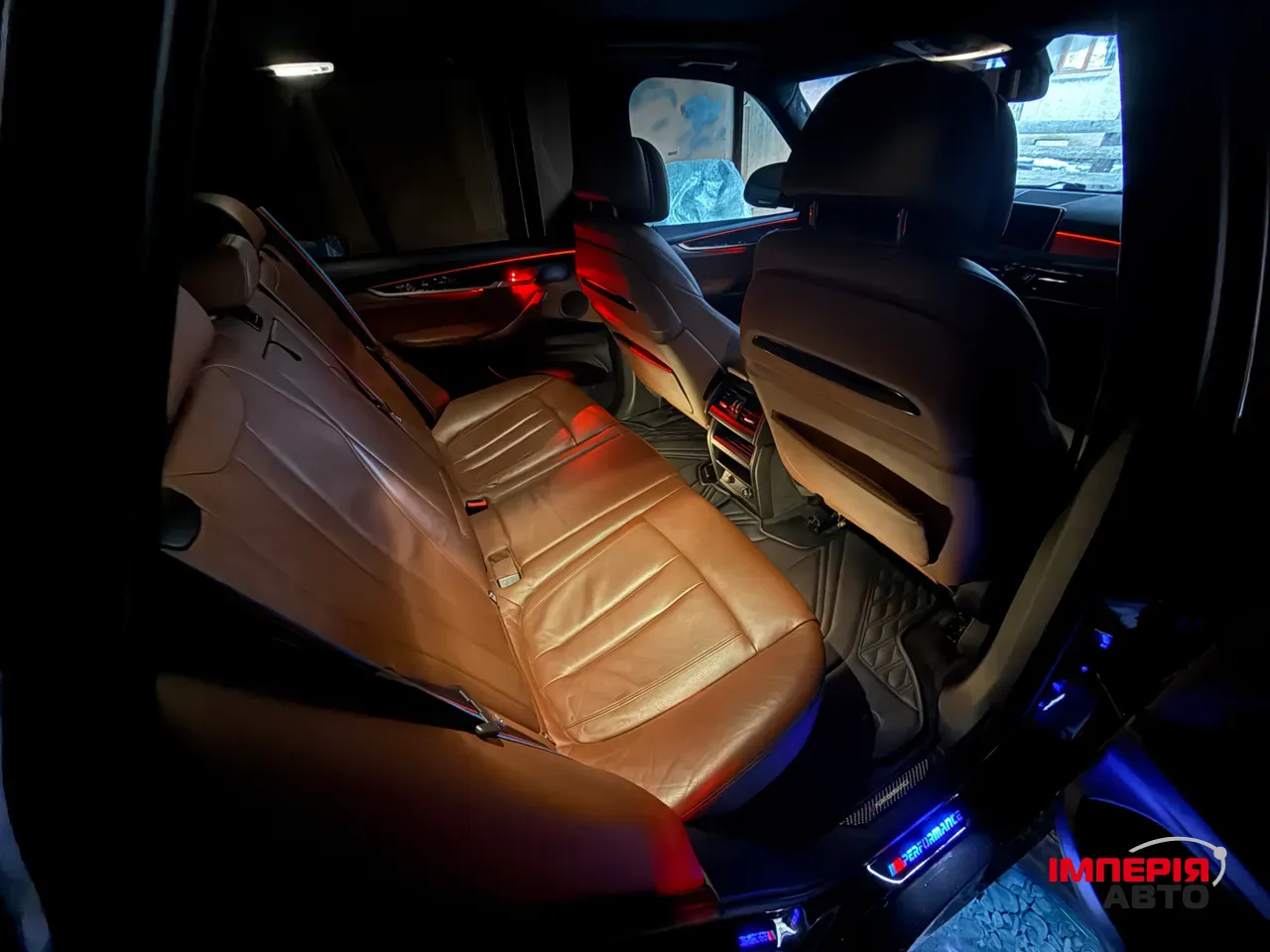 BMW X5 - фото 12