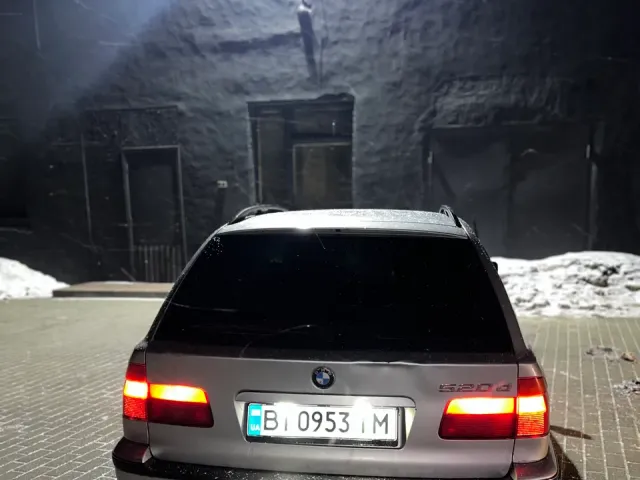 BMW 5 серії - фото 4