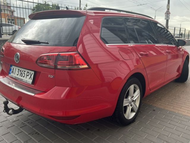 Volkswagen Golf - фото 4