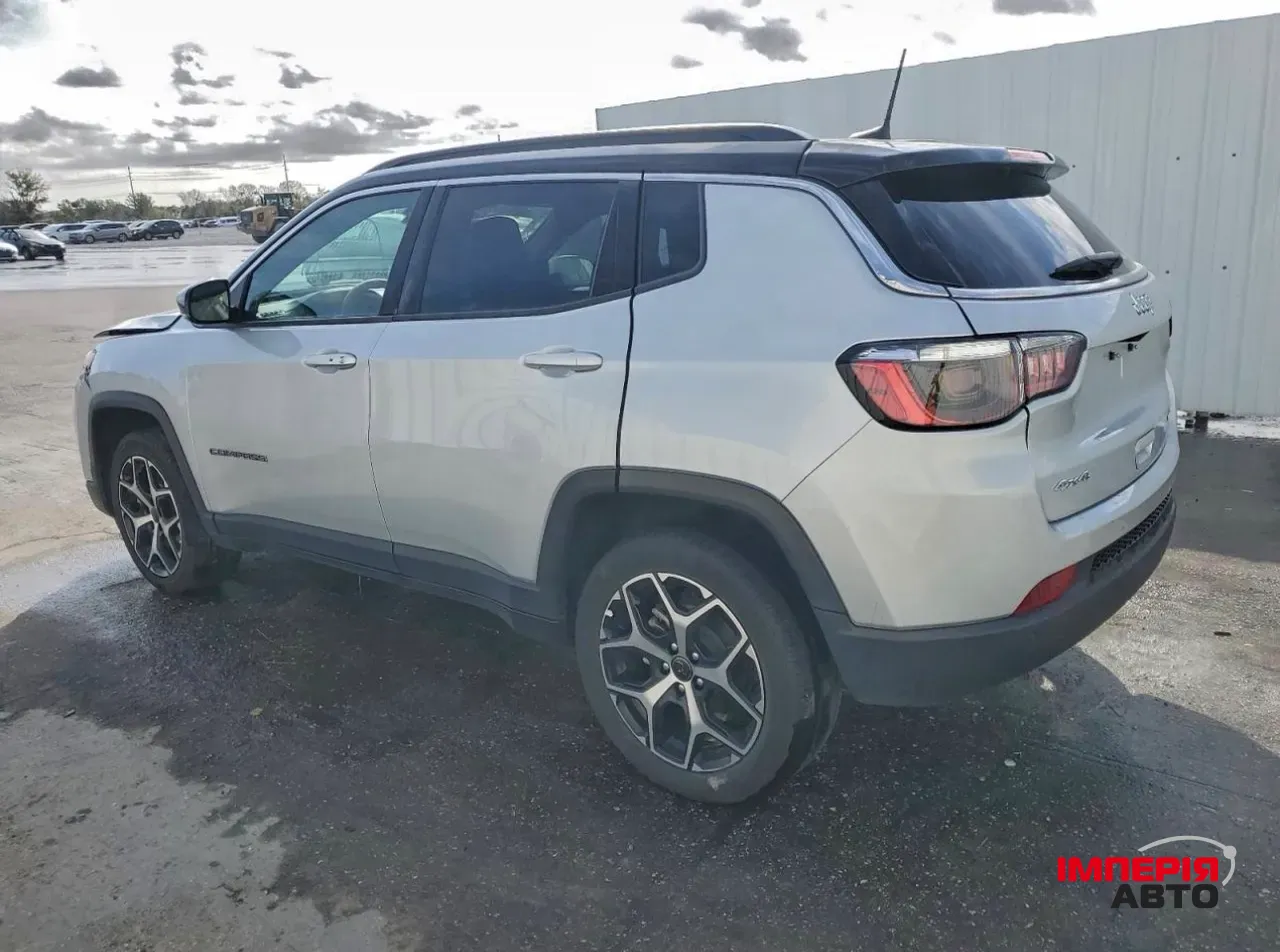 Jeep Compass - фото 3