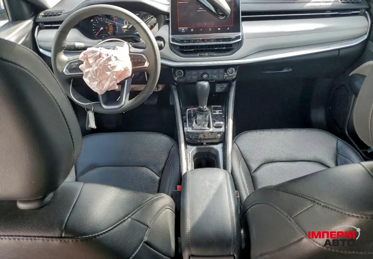 Jeep Compass - фото 7