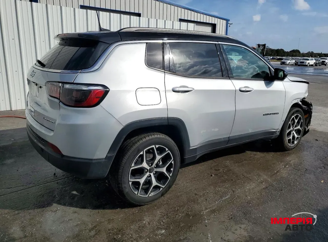 Jeep Compass - фото 2