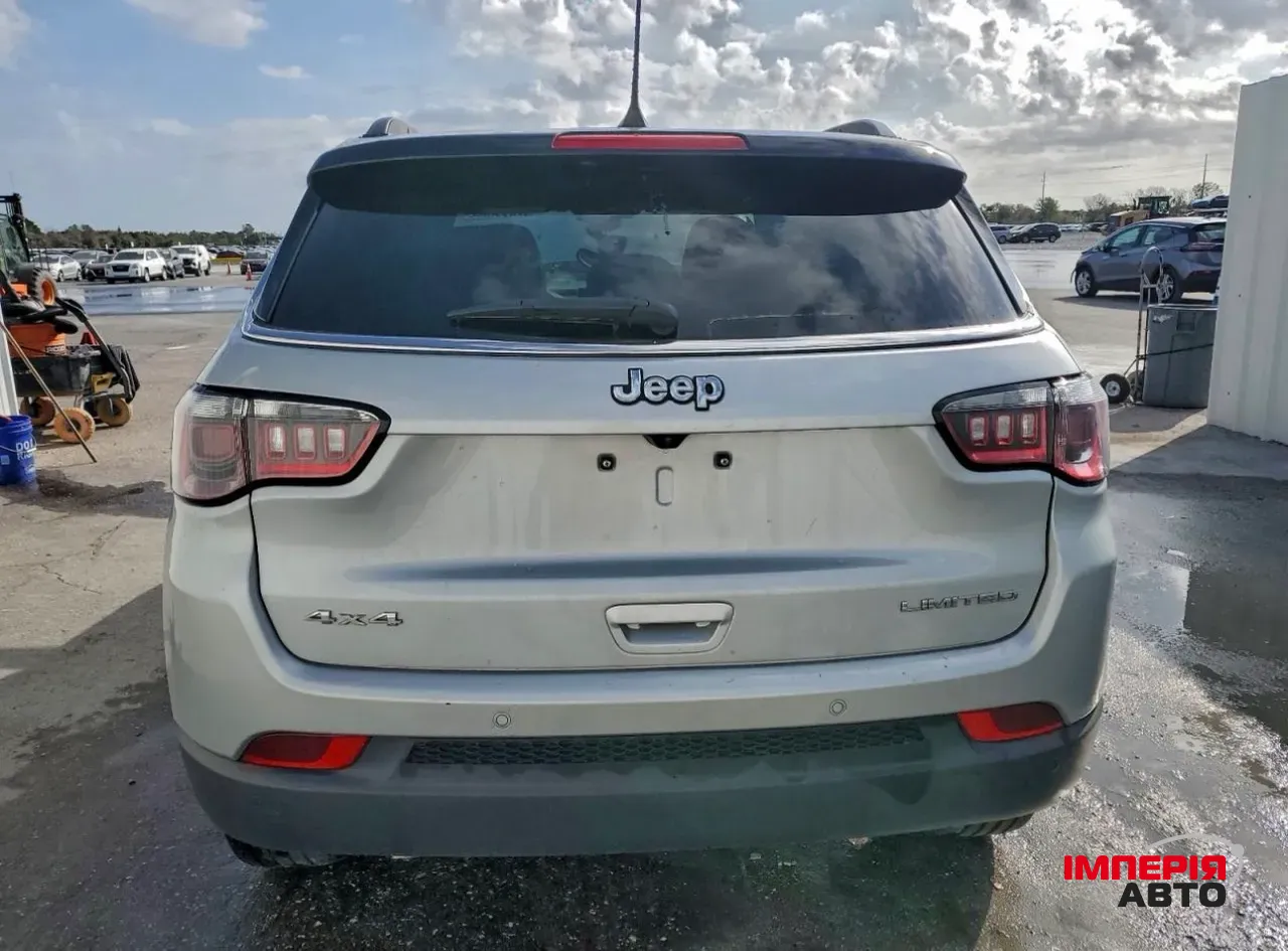 Jeep Compass - фото 6