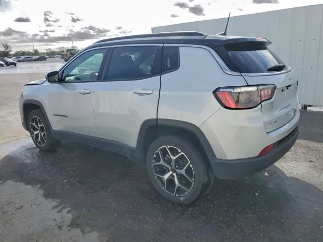 Jeep Compass - фото 3