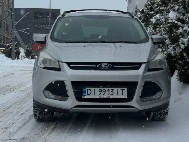 Ford Escape - фото 1
