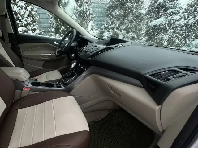 Ford Escape - фото 4