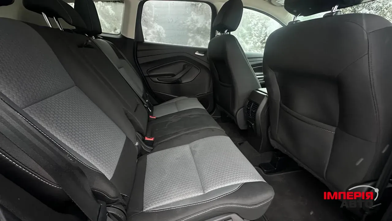 Ford Escape - фото 4