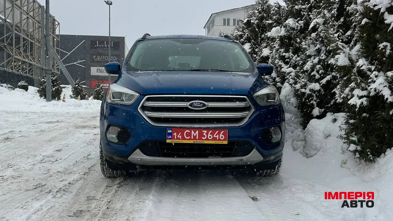 Ford Escape - фото 1