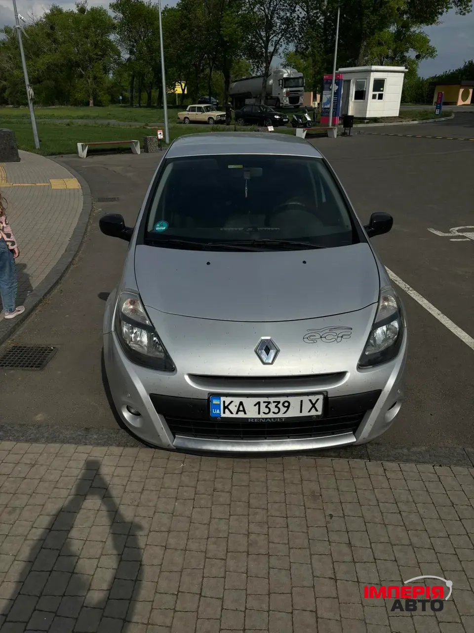 Renault Clio - фото 5