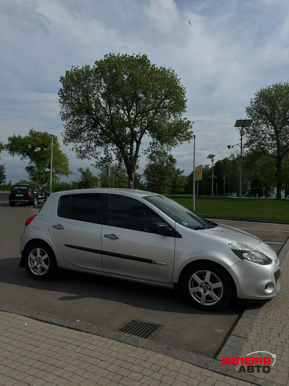 Renault Clio - фото 4