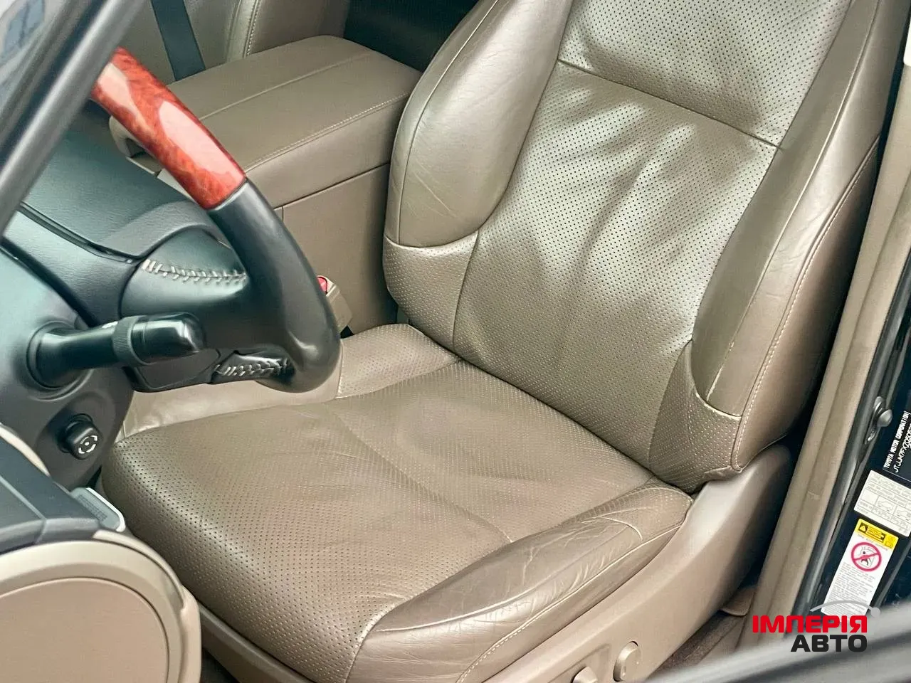 Lexus GX - фото 22