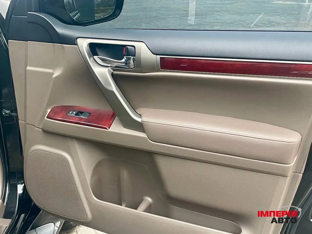 Lexus GX - фото 28