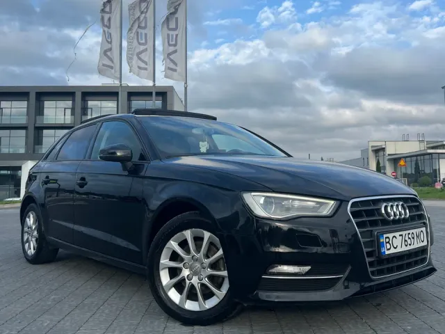 Audi A3 - фото 4